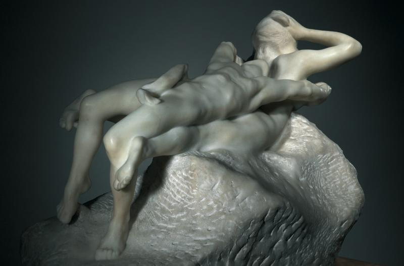 Erotic women sculptures by valentino