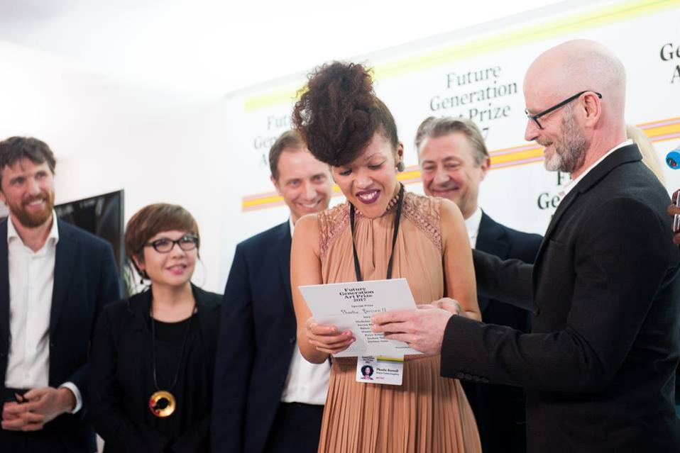 Фиби Босвелл на церемонии награждения Future Generation Art Prize 2017 Фиби Босвелл на церемонии награждения Future Generation Art Prize 2017