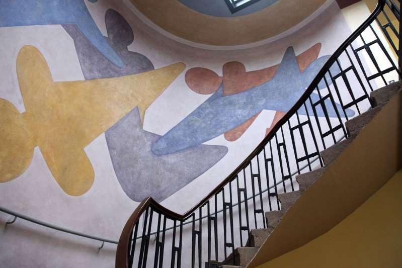 Oskar Schlemmer. Mural (1923) for the Bauhaus School of Arts and Crafts and now the Bauhaus Universi