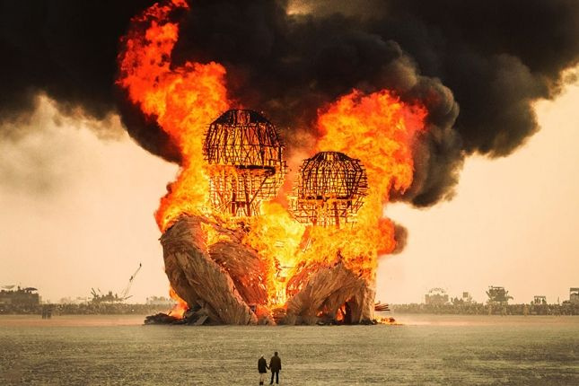 Гори оно огнем! Самые яркие проекты фестиваля "Burning Man-2015" Гори оно огнем! Самые яркие проекты фестиваля "Burning Man-2015"