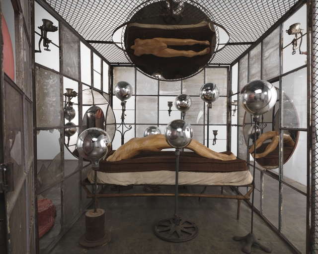 Despite the fact that the art by the artist Louise Bourgeois is often called a continuation of the s Despite the fact that the art by the artist Louise Bourgeois is often called a continuation of the s