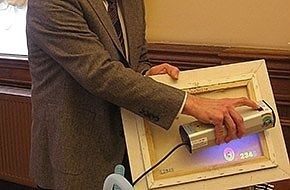 Полвека покоя
Систему химической маркировки специально для Эрмитажа разработали военные — специали Полвека покоя
Систему химической маркировки специально для Эрмитажа разработали военные — специали