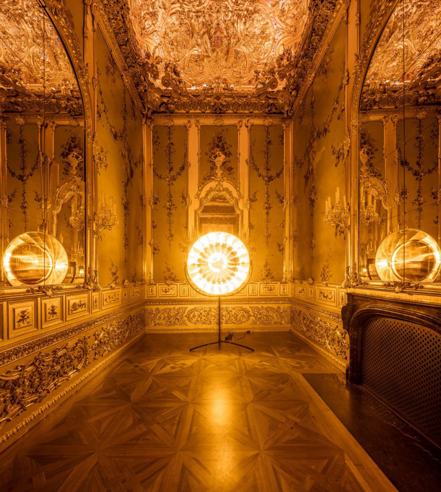 Инсталляция «Глаз, видящий вас» (2006). Фото: olafurbaroque. at Инсталляция «Глаз, видящий вас» (2006). Фото: olafurbaroque. at