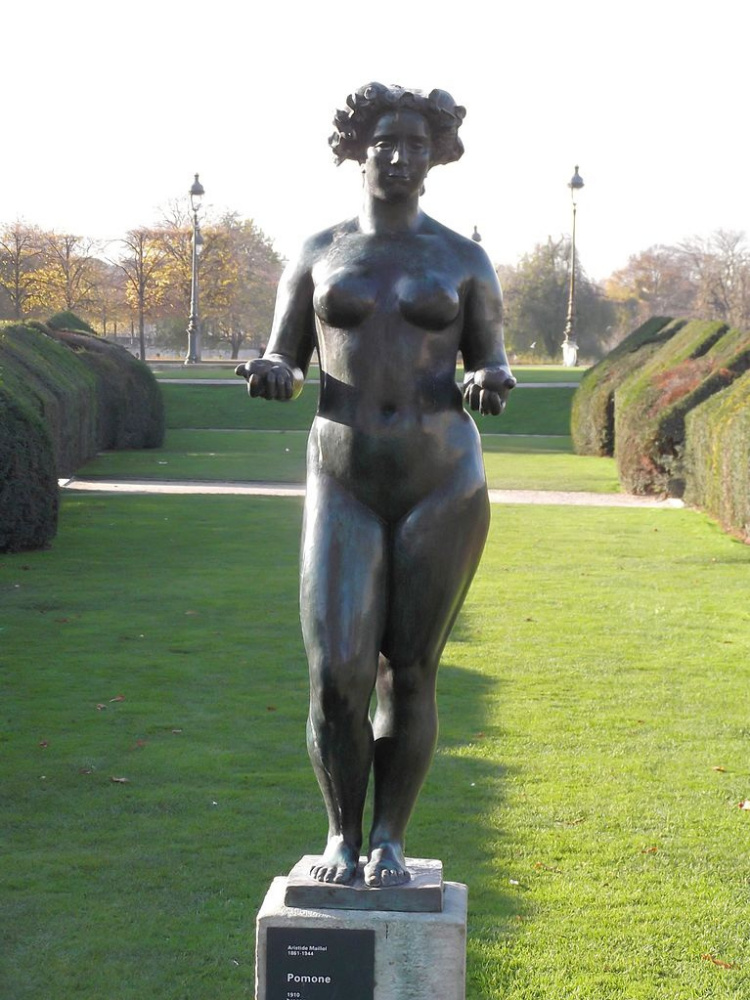 A. Maillol. Pomona, c. 1910. Tuileries Gardens, Paris
Source of the image: www.wikiart.org A. Maillol. Pomona, c. 1910. Tuileries Gardens, Paris
Source of the image: www.wikiart.org