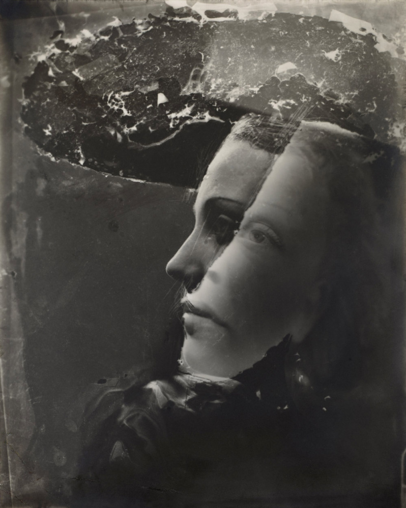 Дора Маар. «Двойной портрет в шляпе». 1936−37.
«Я тоже пыталась ухватить его образ. Божественный ли Дора Маар. «Двойной портрет в шляпе». 1936−37.
«Я тоже пыталась ухватить его образ. Божественный ли