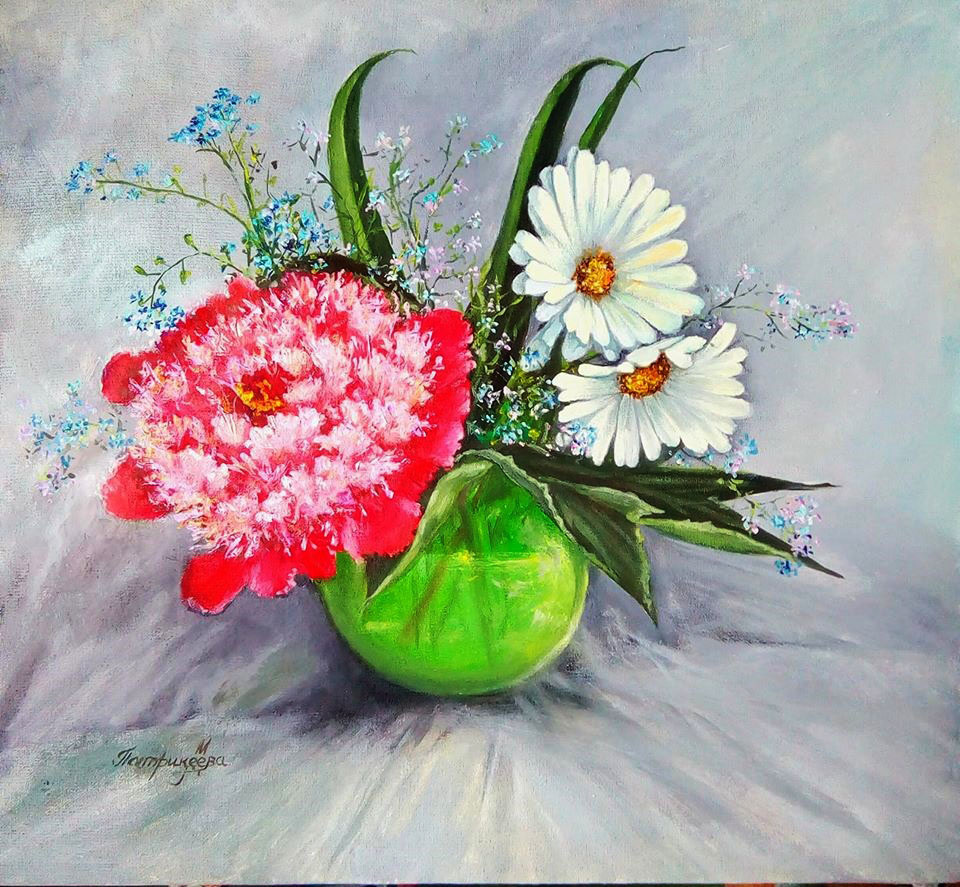 Marina Vladimirovna Patrikeeva. Bouquet with daisies, peony and forget-me-nots