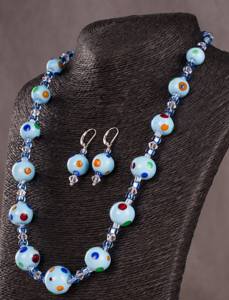 Tatiana Mkhitaryan. Beads and earrings, "Perfect turquoise", leaf.