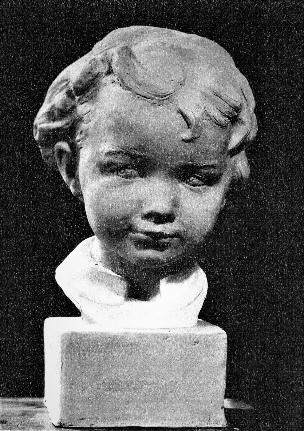 Love Ivanovna Chufarovskaya. Boy's bust