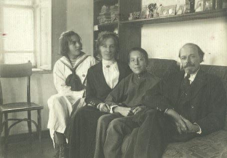 История любви в картинах: Михаил Нестеров. Боязнь жениться История любви в картинах: Михаил Нестеров. Боязнь жениться