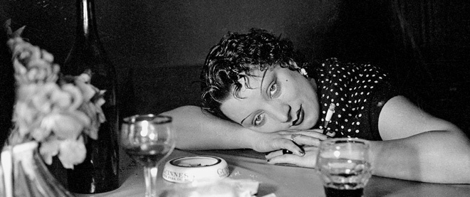 Alice Prin (Kiki), the first model of the world, fortune-teller, alcoholic and drug addict. Alice Prin (Kiki), the first model of the world, fortune-teller, alcoholic and drug addict.