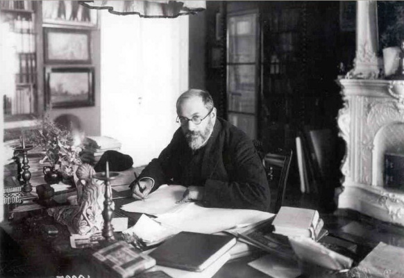 Alexandre Benois, an artist and art historian, was rather erratic and self-contradictory when it cam Alexandre Benois, an artist and art historian, was rather erratic and self-contradictory when it cam