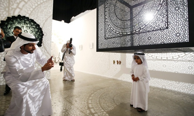 Курс на Art Dubai: главная арт-ярмарка современного искусства в восточном мире открывается в ОАЭ Курс на Art Dubai: главная арт-ярмарка современного искусства в восточном мире открывается в ОАЭ