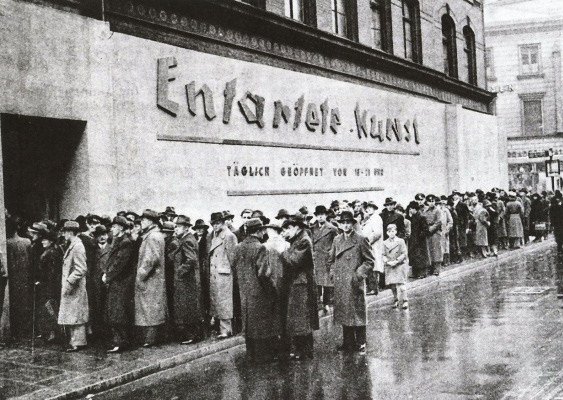 В 1937-м на выставке дегенеративного искусства было представлено более 650 работ. Запрещали его свое В 1937-м на выставке дегенеративного искусства было представлено более 650 работ. Запрещали его свое