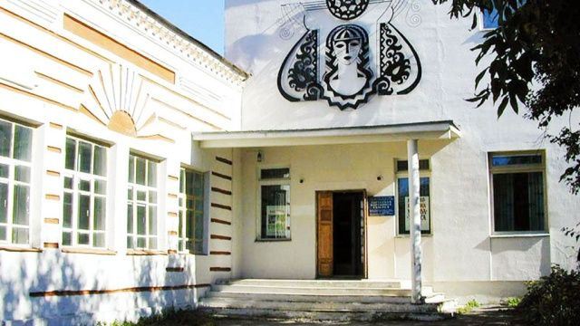 Сообщается, что 9 июля, около 10 утра «двое преступников в черных масках и солнцезащитных очках прон Сообщается, что 9 июля, около 10 утра «двое преступников в черных масках и солнцезащитных очках прон
