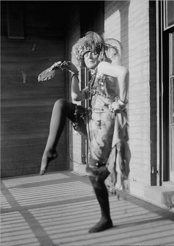 Art critic Jane Heap described Elsa von Freytag-Loringhoven as “the only living person in the world 