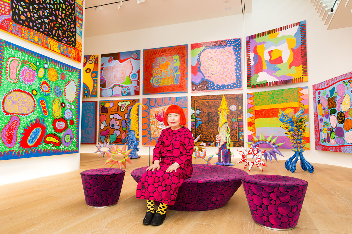 Yayoi Kusama with recent works in Tokyo, 2016. Photo by Tomoaki Makino. Courtesy of the artist © Yay Yayoi Kusama with recent works in Tokyo, 2016. Photo by Tomoaki Makino. Courtesy of the artist © Yay
