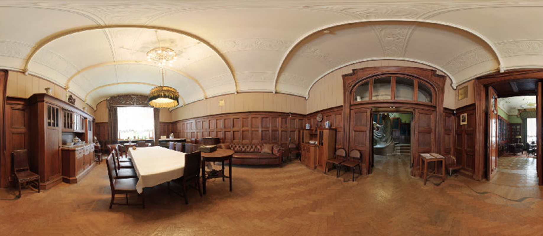 The dining and living room in the Ryabushinsky mansion: this is how it looked in the time of Maxim G