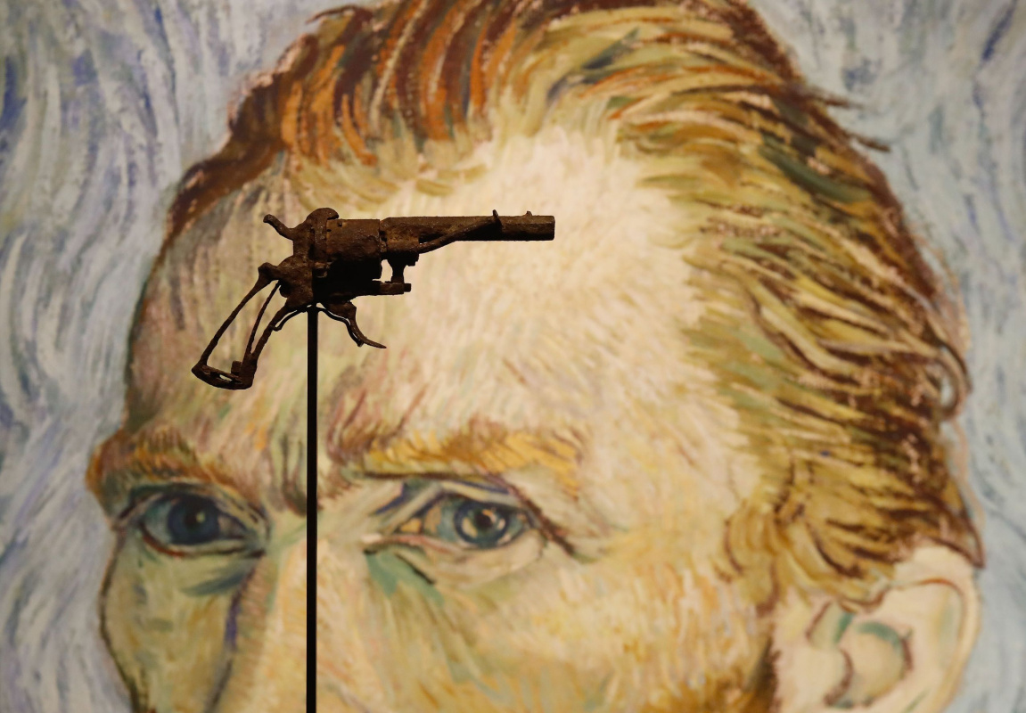 Пистолет, «оборвавший жизнь Ван Гога», продан за тройную цену