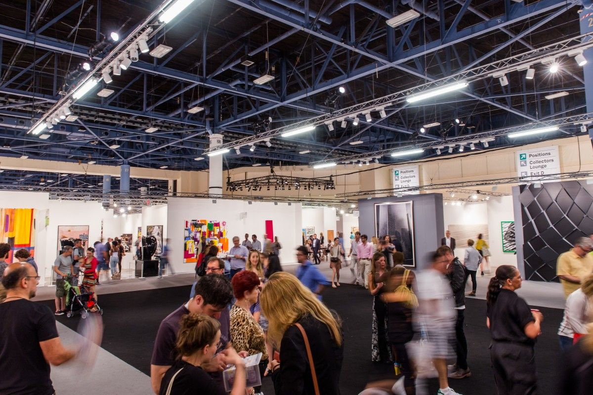 Art Basel Miami 2015: толпы зрителей и осторожные покупатели Art Basel Miami 2015: толпы зрителей и осторожные покупатели