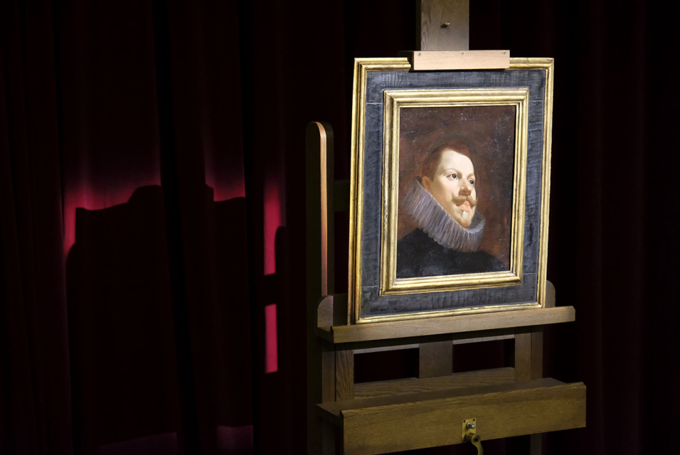 «Портрет Фелипе III» — подготовительная работа для полотна 1627 года «Изгнание морисков», которое на «Портрет Фелипе III» — подготовительная работа для полотна 1627 года «Изгнание морисков», которое на