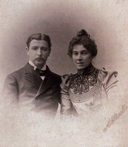 Михаил Врубель с женой Надеждой Забелой.Фото. 1896. Михаил Врубель с женой Надеждой Забелой.Фото. 1896.