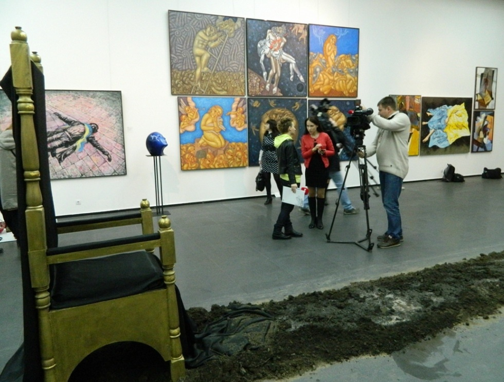 Революционное искусство на выставке в Киеве: «Огонь любви. Посвящение Майдану»