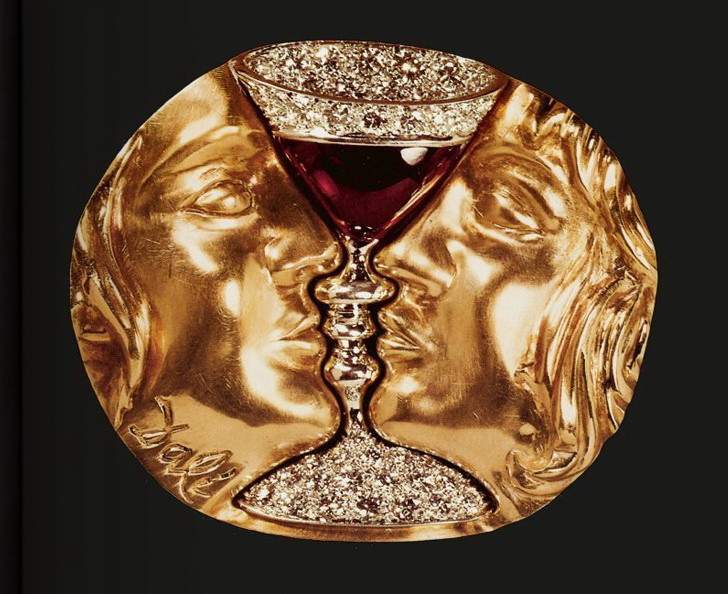Dali`s eccentric wine bible republished Dali`s eccentric wine bible republished