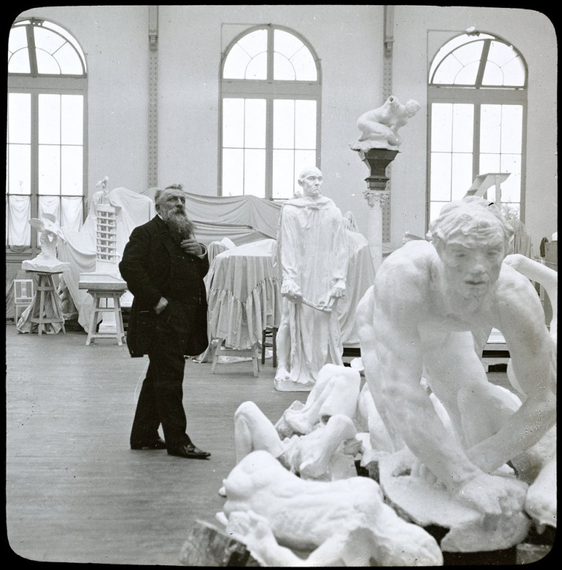 Роден в студии. Фотограф Жюль Ришар. Фото: www.mutualart.com Роден в студии. Фотограф Жюль Ришар. Фото: www.mutualart.com
