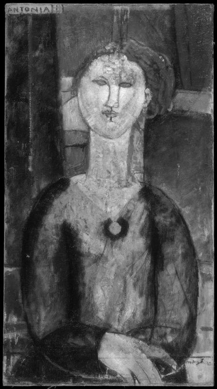 Инфракрасная рефлектография портрета выявила маленькое перевернутое лицо над рукой Антонии