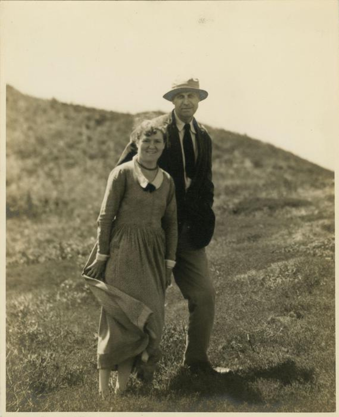 edward hopper footage: Young Josephine and Edward Hopper.