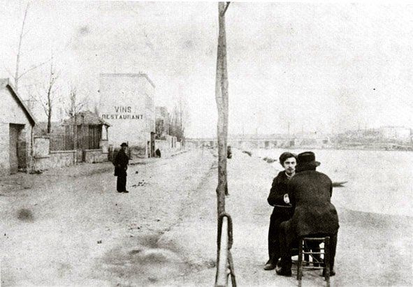 Французские эксперты уверены, что нашли первую «взрослую» фотографию Винсента Ван Гога Французские эксперты уверены, что нашли первую «взрослую» фотографию Винсента Ван Гога