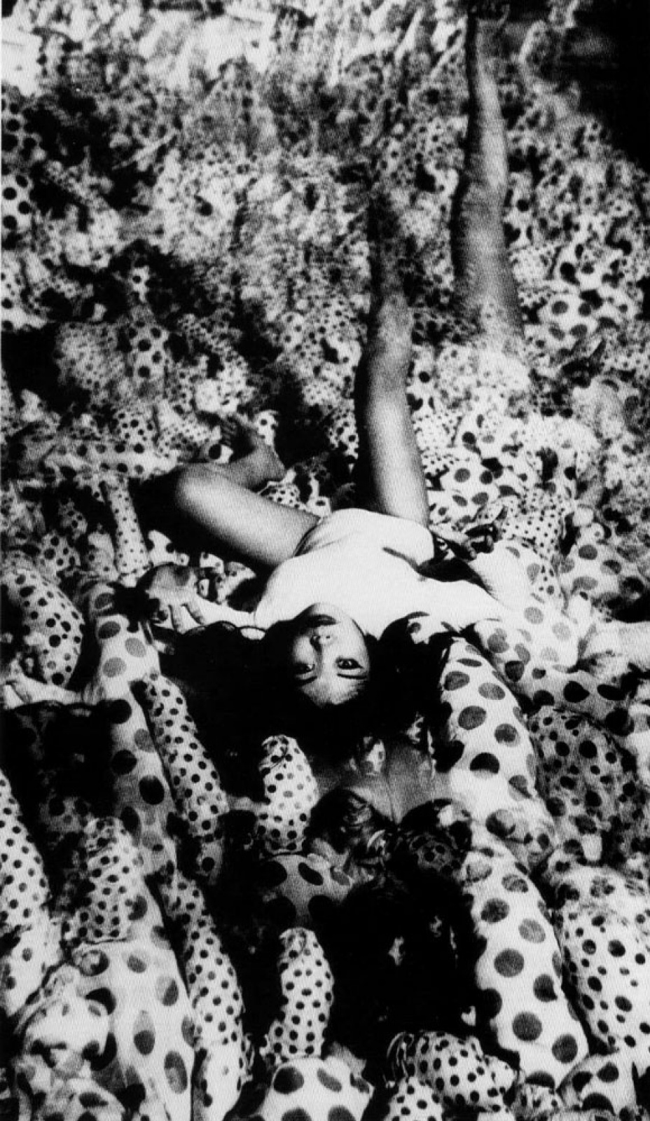 Abnormal sexual desire, art and Yayoi Kusama's polka dots