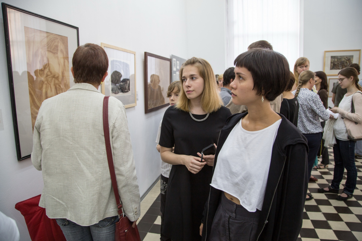 В Киеве представили запрещенное искусство социалистической Украины В Киеве представили запрещенное искусство социалистической Украины