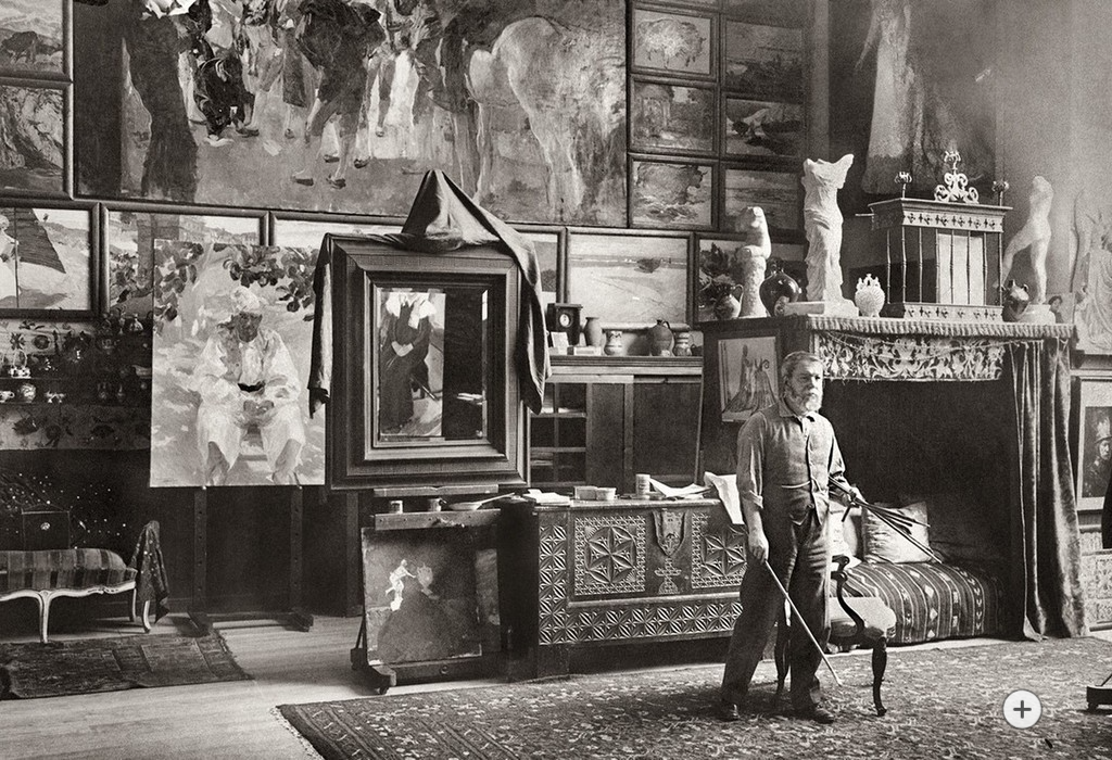 Joaquín Sorolla painting in his studio, 1911. Photo: RICARDO DEL RIVERO Joaquín Sorolla painting in his studio, 1911. Photo: RICARDO DEL RIVERO