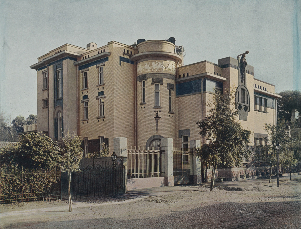 S. N. Chaev’s mansion was built in St. Petersburg in 1906—1907. Architect Vladimir Apyshkov. Photo S