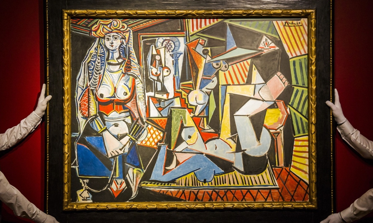 Персонал аукционного дома Christie’s выставляет на обозрение «Алжирских женщин» (Les femmes d’Alger Персонал аукционного дома Christie’s выставляет на обозрение «Алжирских женщин» (Les femmes d’Alger