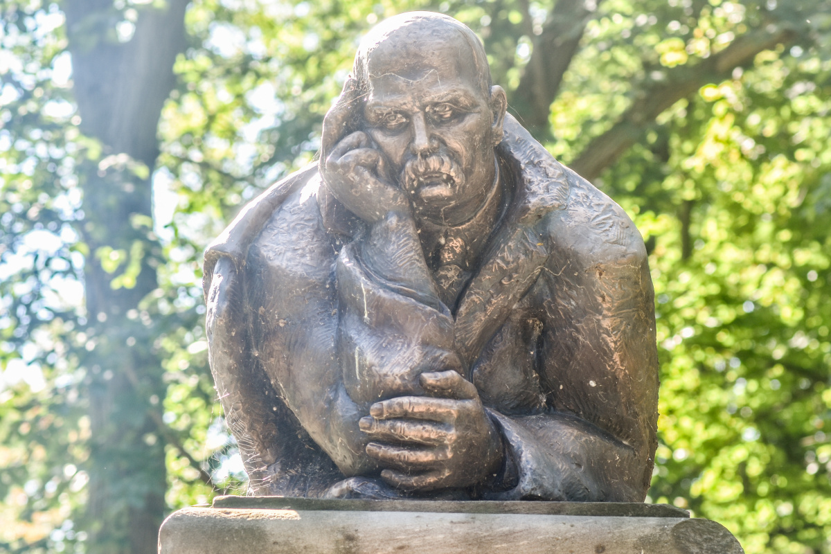 Alexander Arkhipenko. Monument to Taras Shevchenko