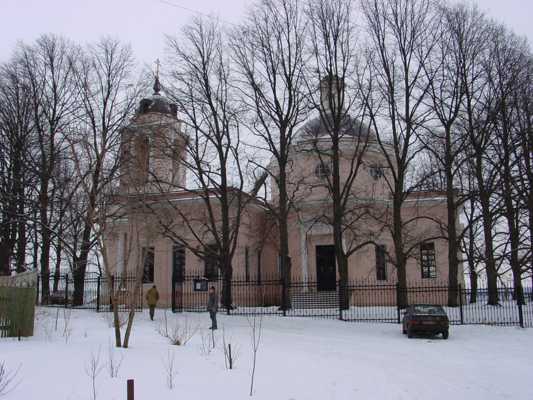 Iconostasis of the Church of the Savior of the Nerukotvorny in Islavskoye