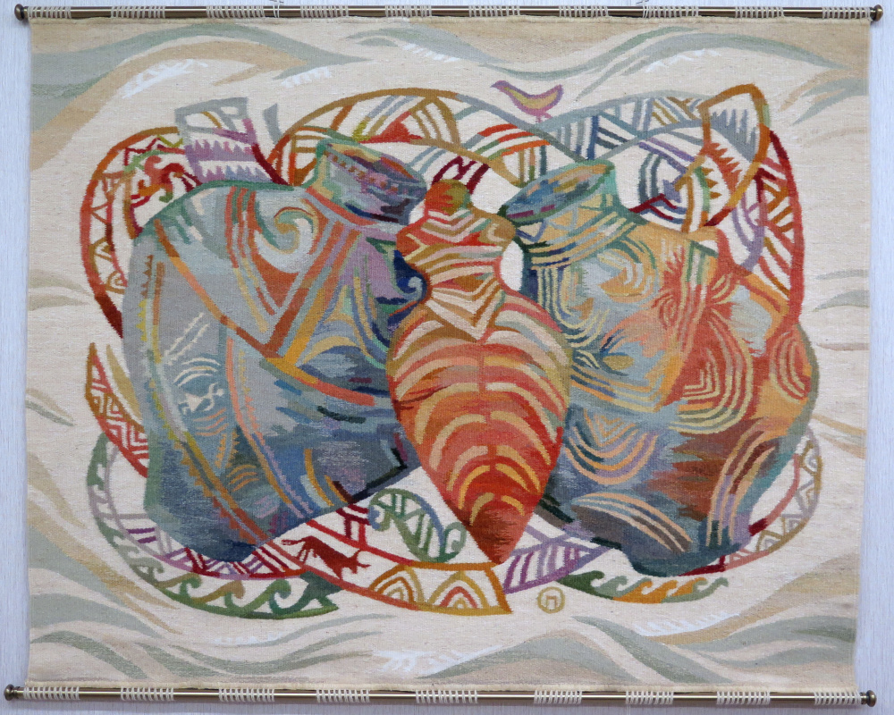 Olga Evgenyevna Pilyugina. The tapestry "Pravda marks"